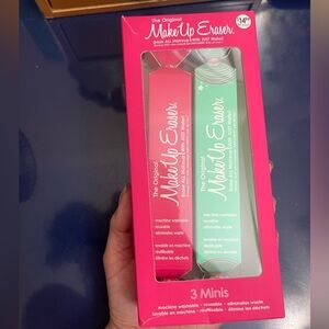 NIB MAKE UP ERASER MINIS